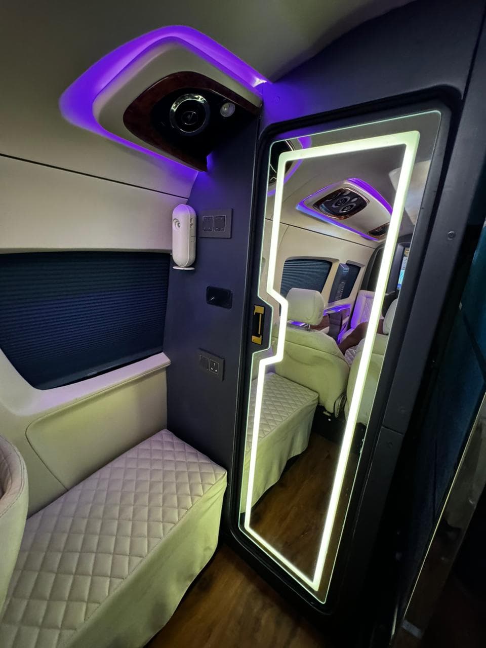 26 Seater Mini Bus — photo 1